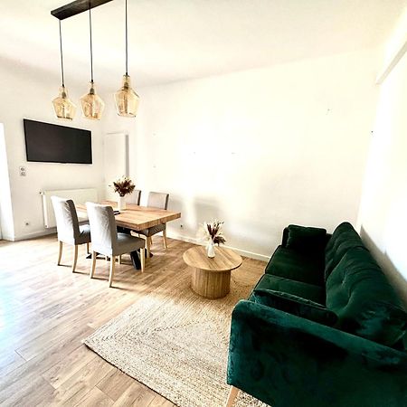 Appartement Eygalieres Avec Petit Jardin المظهر الخارجي الصورة