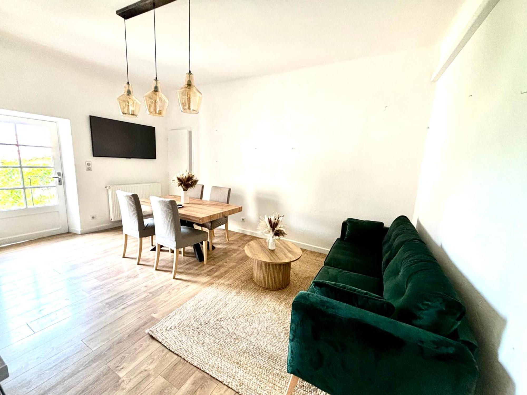 Appartement Eygalieres Avec Petit Jardin المظهر الخارجي الصورة